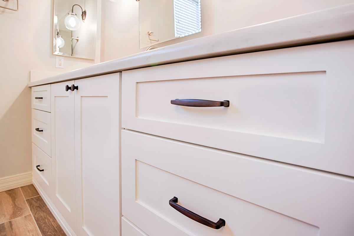 newport-cabinetry-master-bathroom-remodel-07