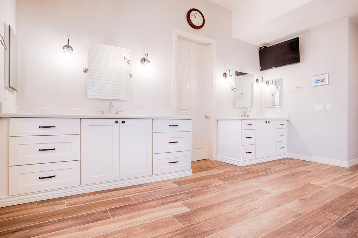 newport-cabinetry-master-bathroom-remodel-09